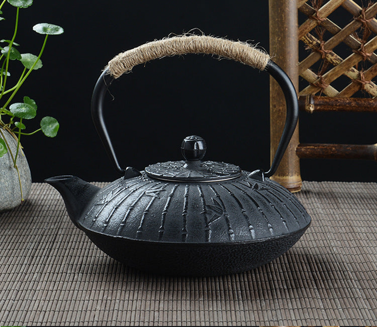 The Timeless Elegance of the Cast Iron Kettle